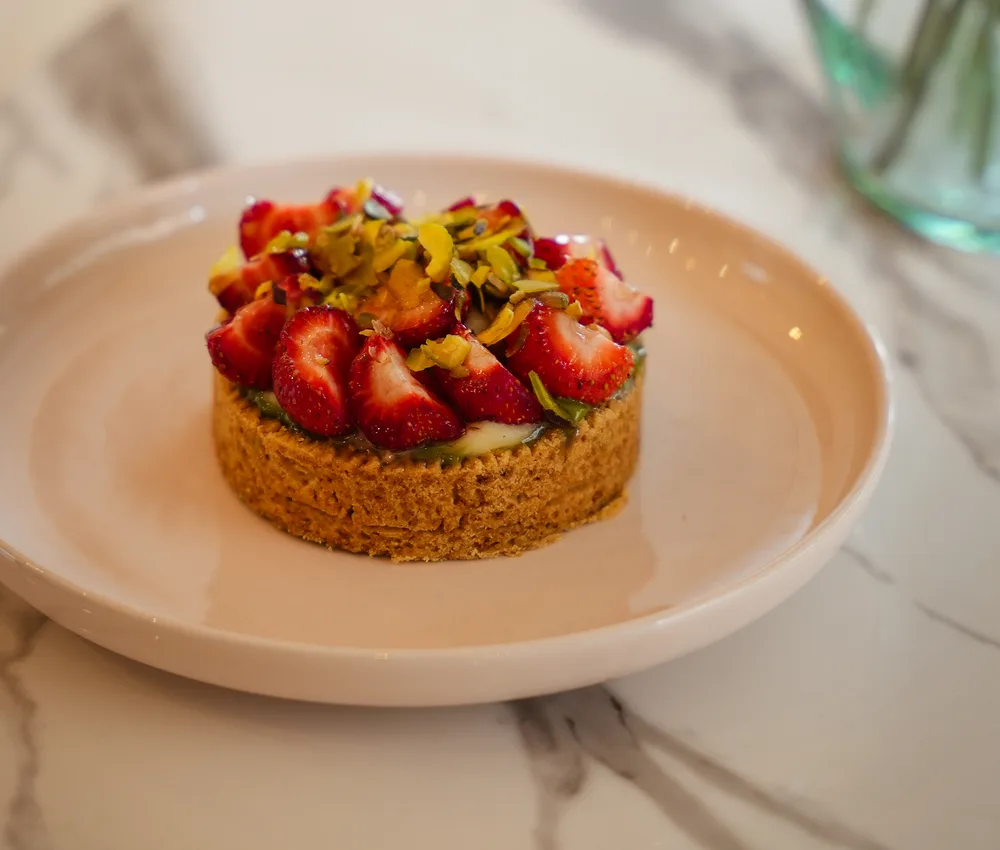 Çilekli Fıstıklı Tart